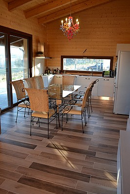 Pavimento: gres porcellanato effetto legno Isla Spa
