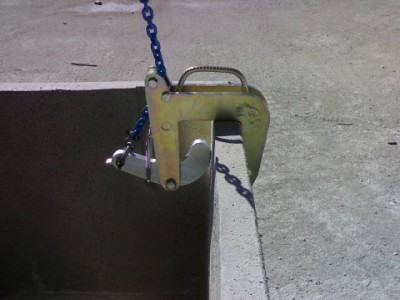 NOLEGGIO PINZE PER SOLLEVAMENTO MANUFATTI - foto 2